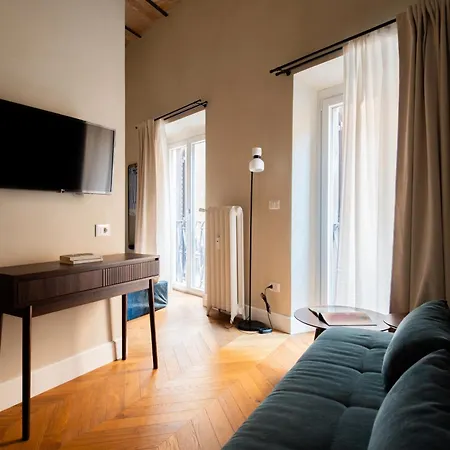 Zen Trevi Luxury